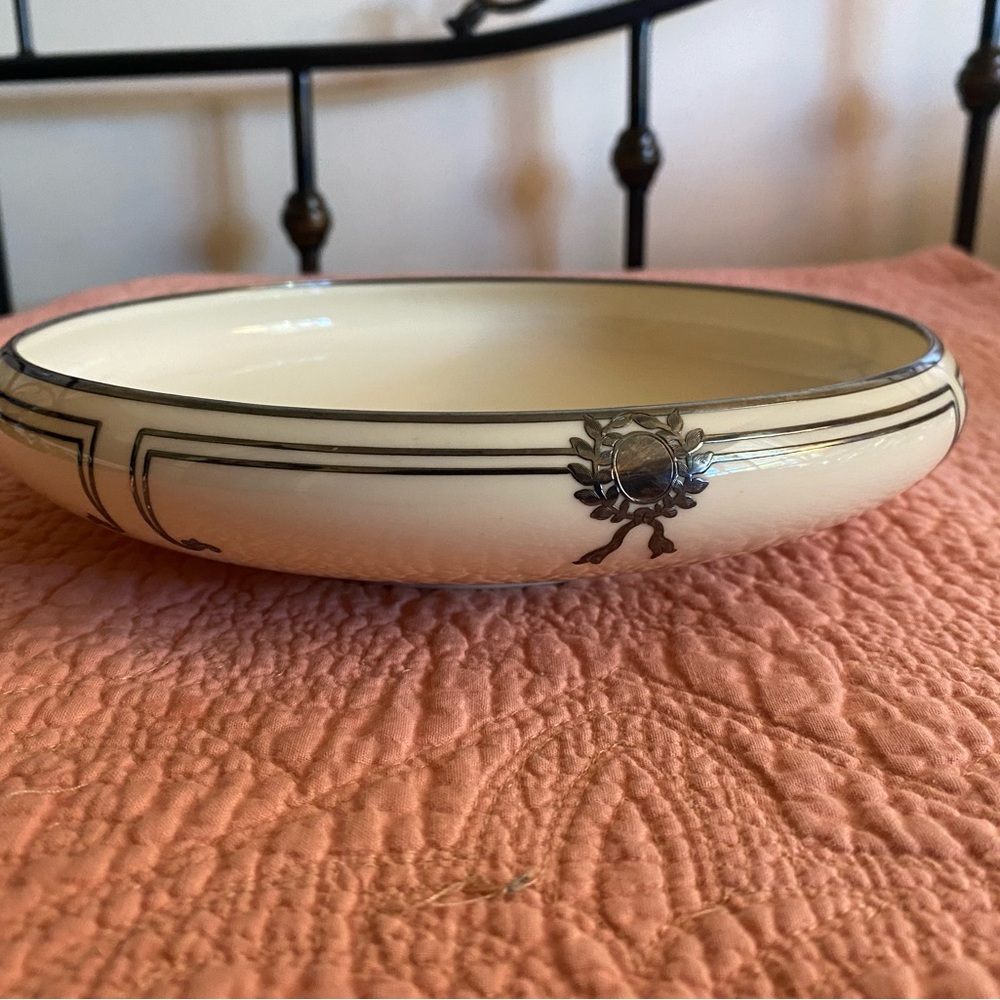 Rare antique Lenox Belleek Laurel Wreath silver
Inlay bowl. Circa 1910